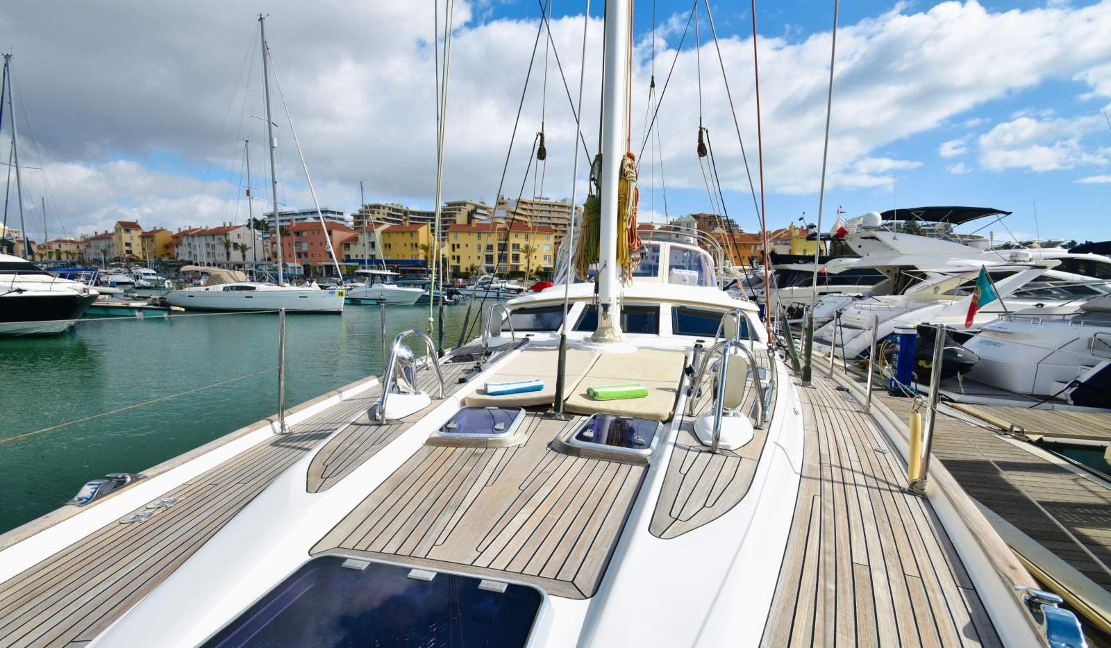 Oyster 62