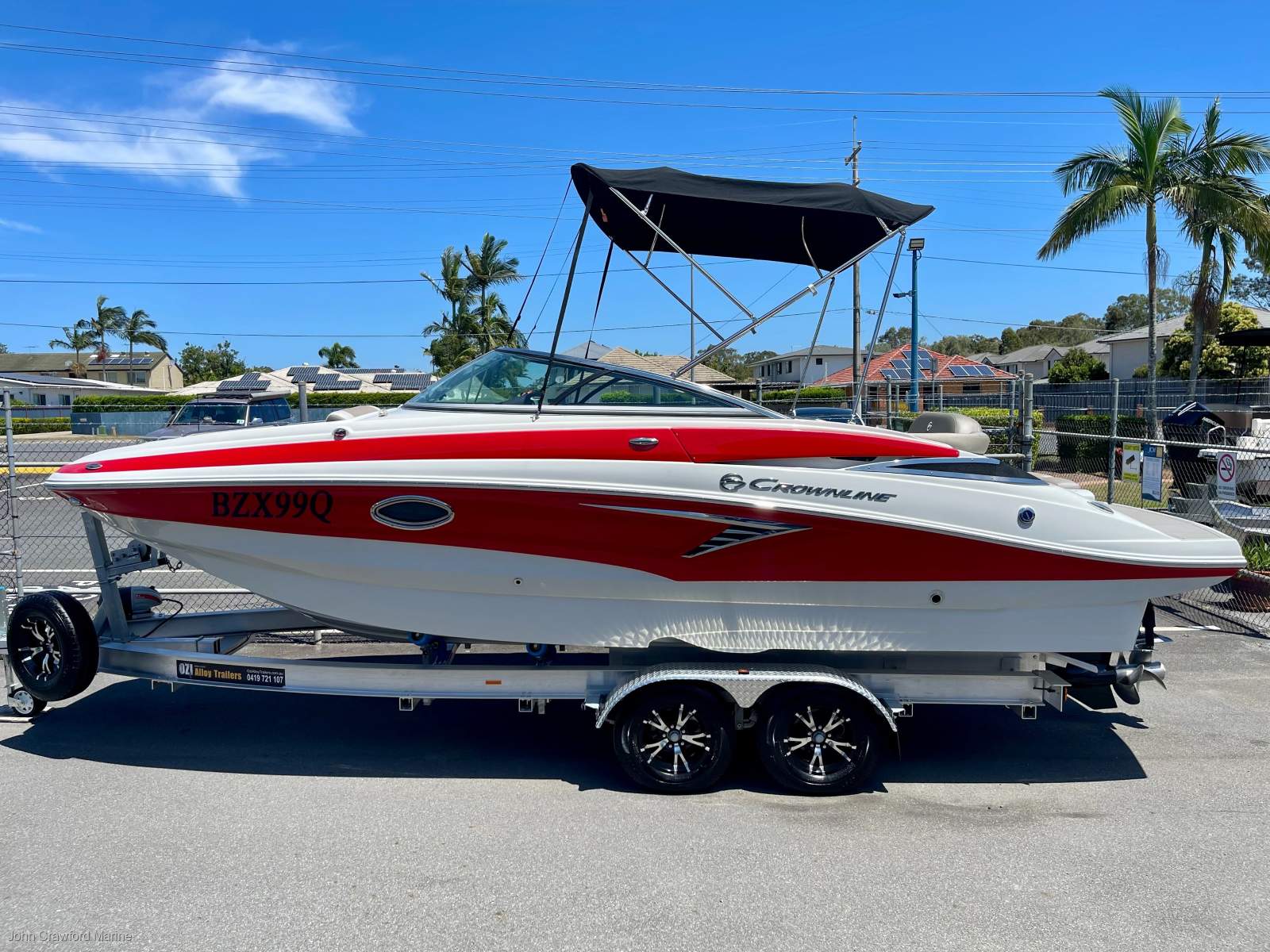 Crownline E235
