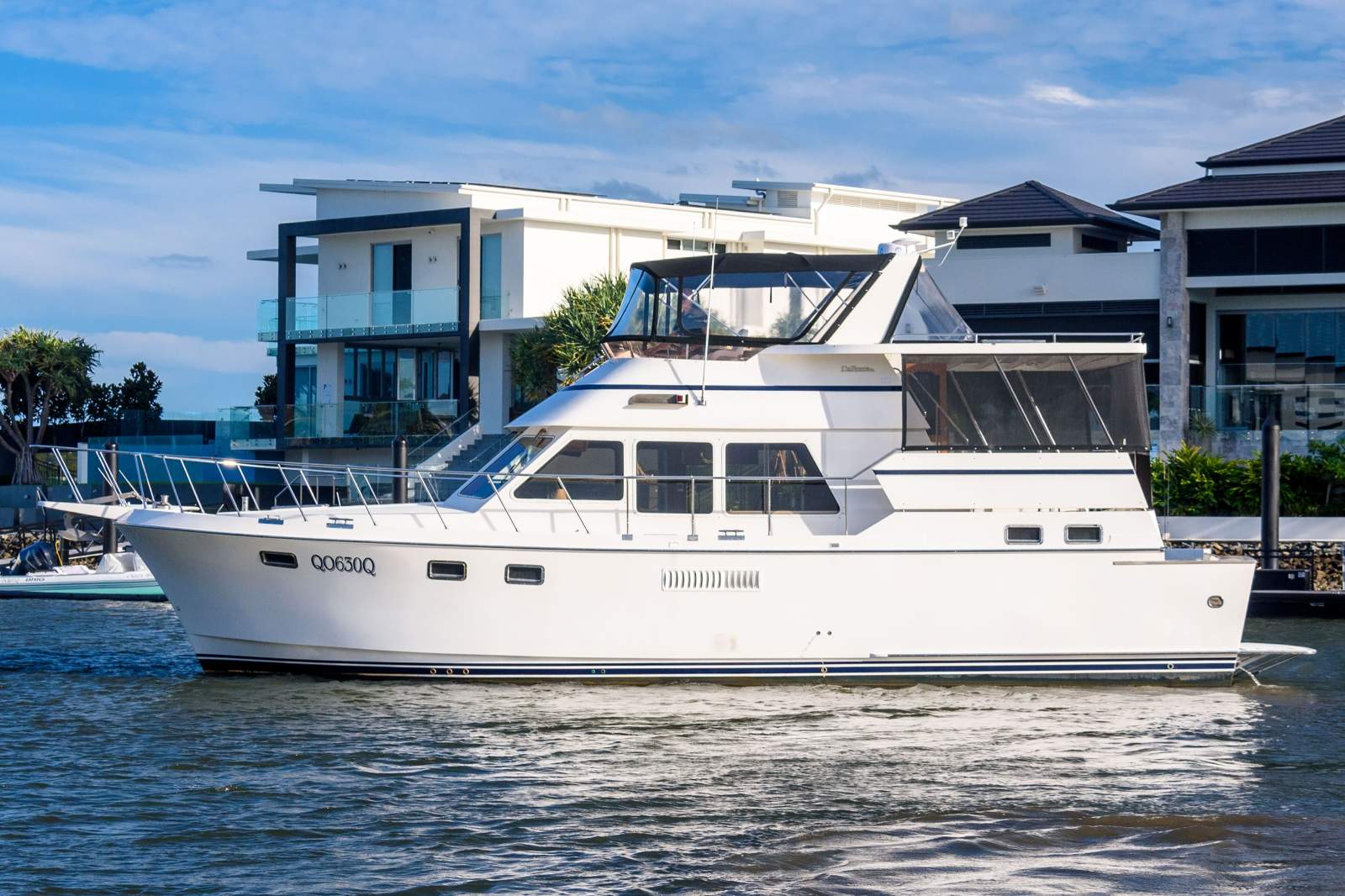 DeFever 46 Flybridge DeFever 46 Flybridge