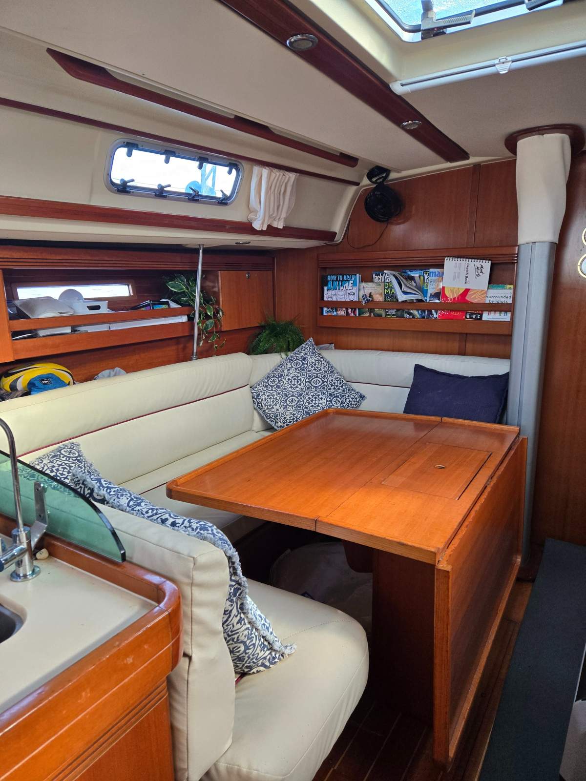 Dufour 44 Performance