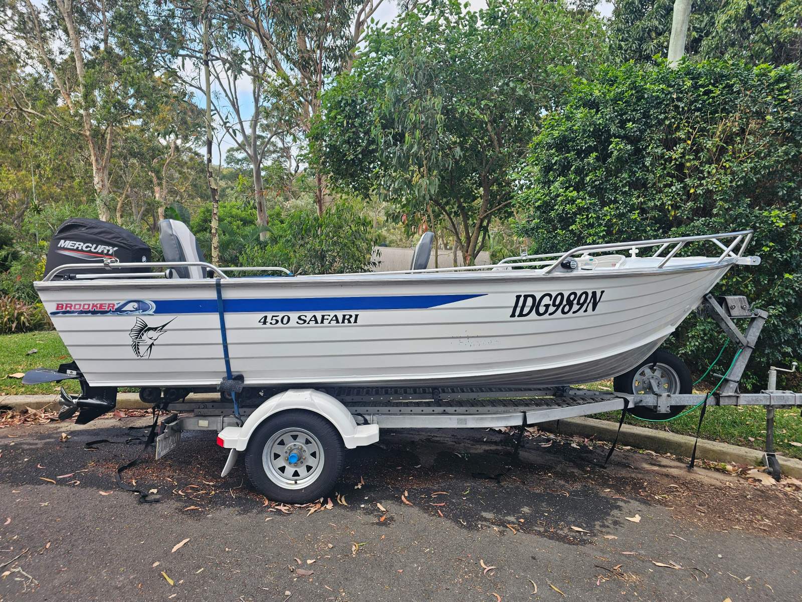 Brooker 450 Safari