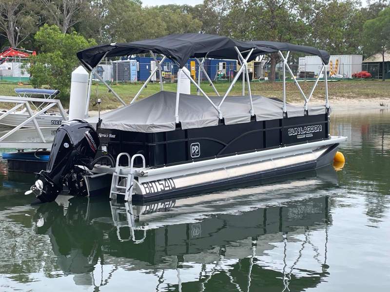 Platinum Pontoon Boats 22 Platinum Platinum Luxury tri hull