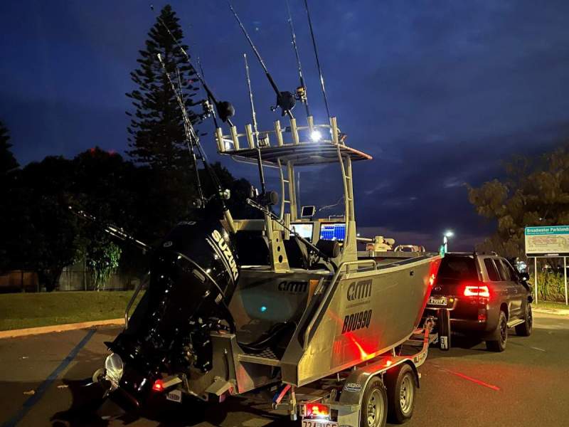 Australian Master Marine 5200 Sea Class Rear Mount Centre Console