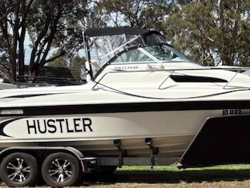 Haines Hunter 650 Classic Offshore