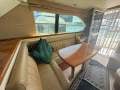 Riviera 37 Flybridge Riviera 37 Flybridge