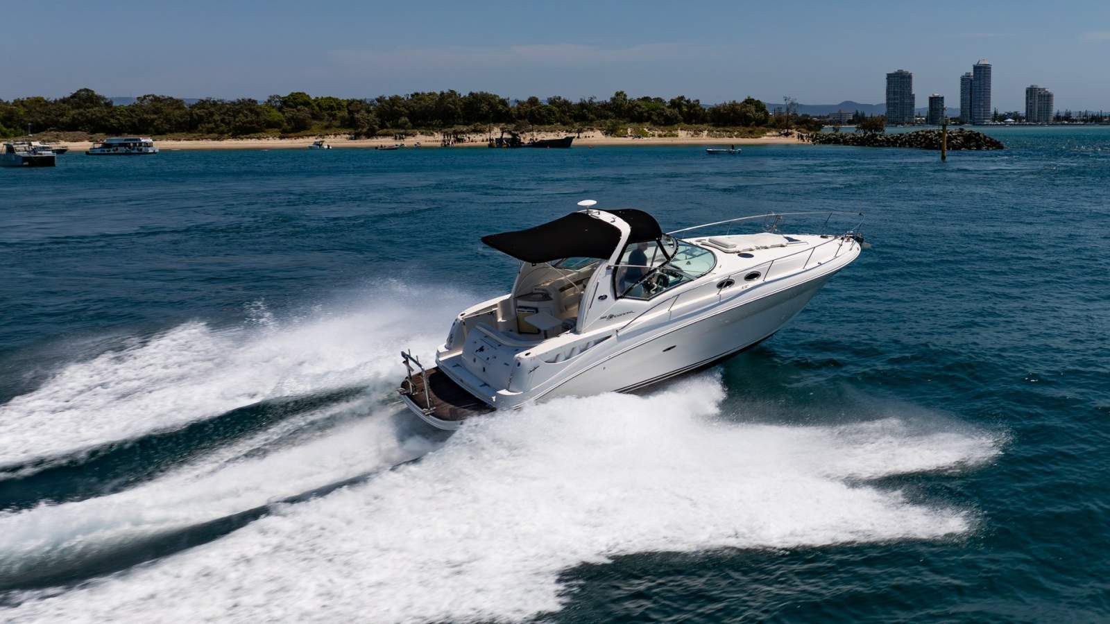 Sea Ray 355 Sundancer