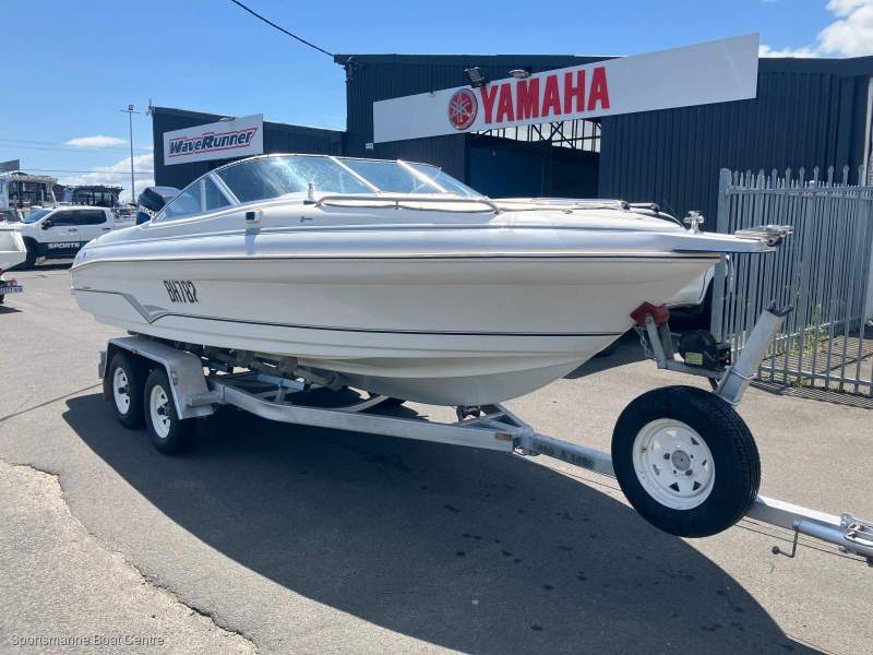 Haines Signature 550BR Boat, Motor, Trailer Package