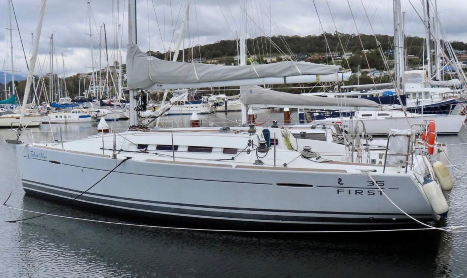 Beneteau First 35 Beneteau First 35