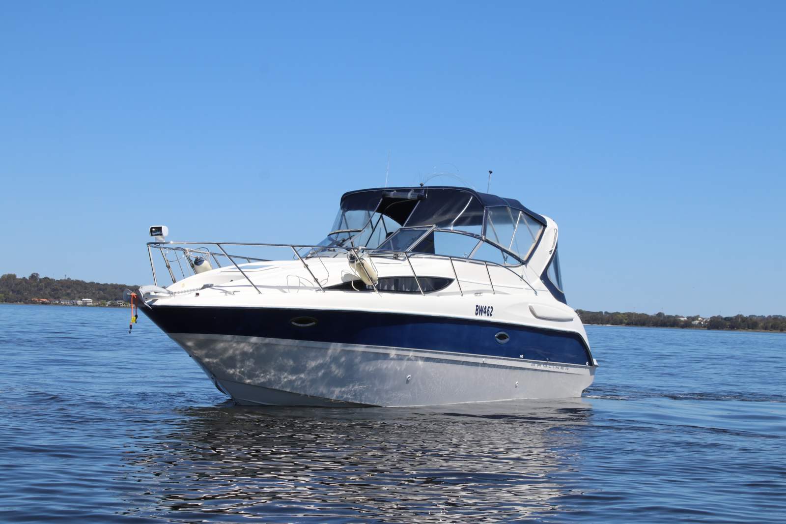 Bayliner 305 Ciera Never been Antifouled and Floating Dock Included Bayliner 305 Ciera Never been Antifouled and Floating Dock Included
