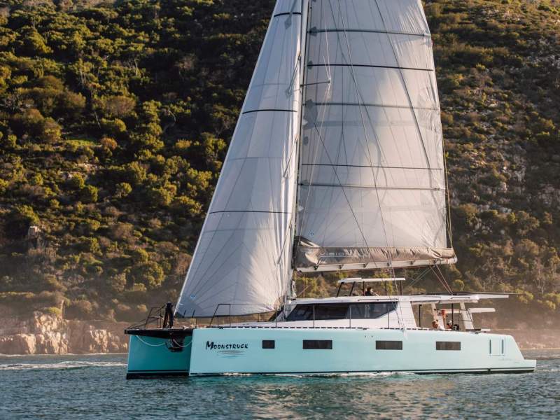 Vision Yachts 444ES Performance Cruising