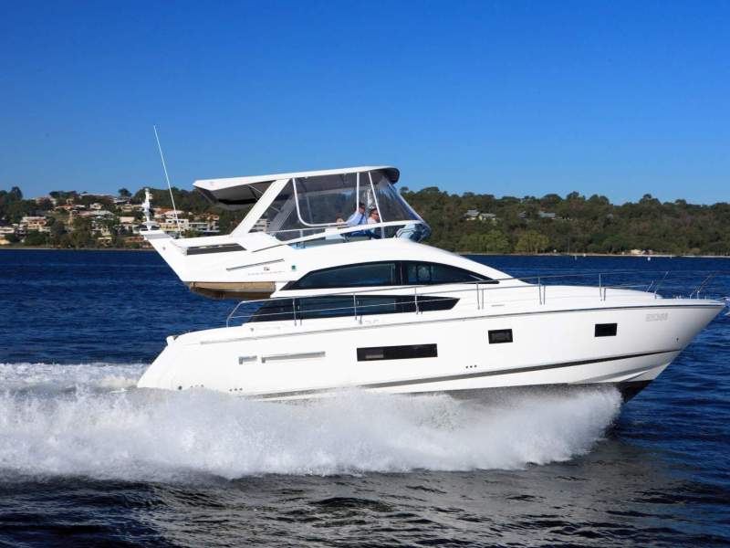 Fairline Squadron 42