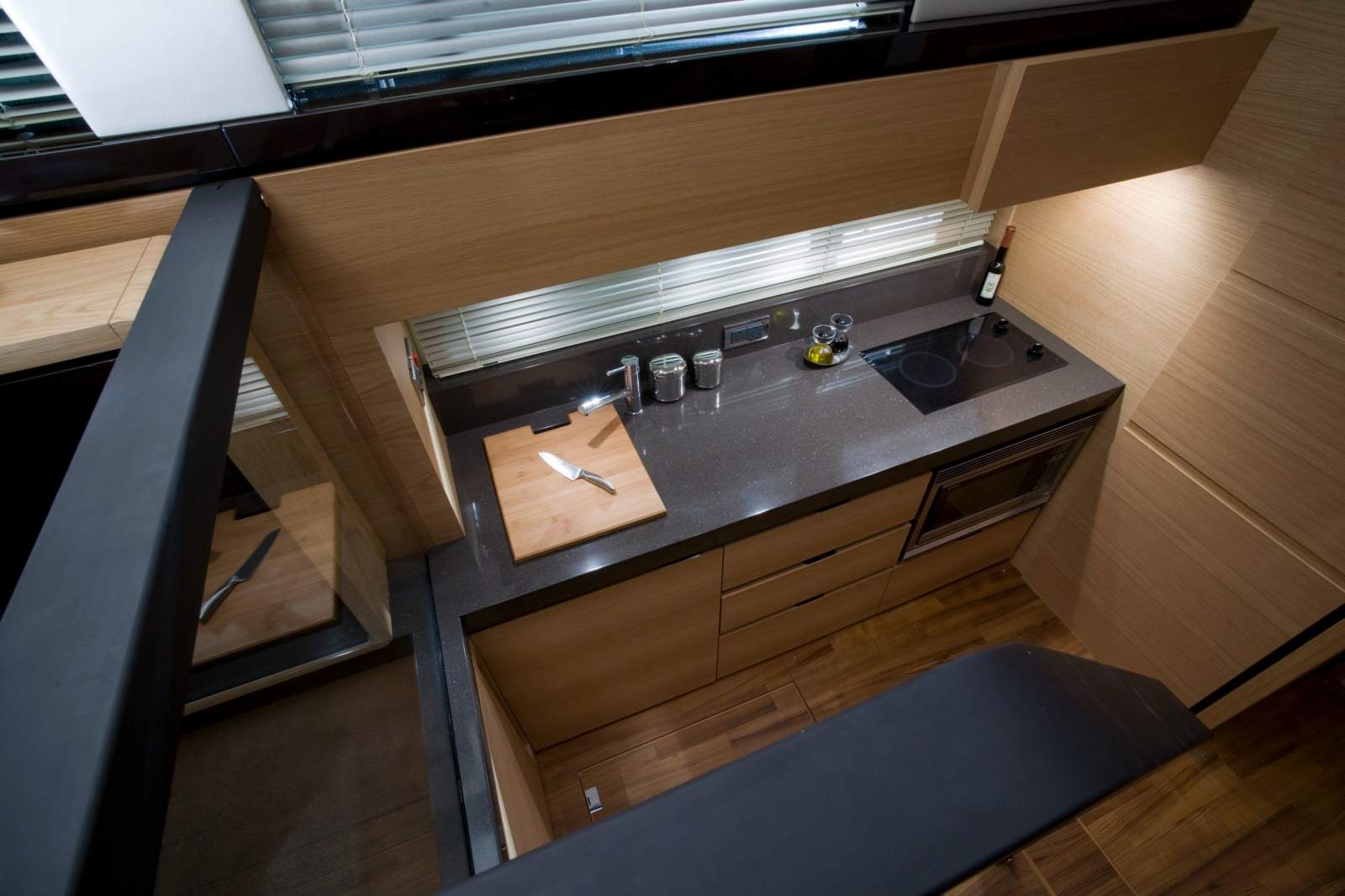 Fairline Squadron 42