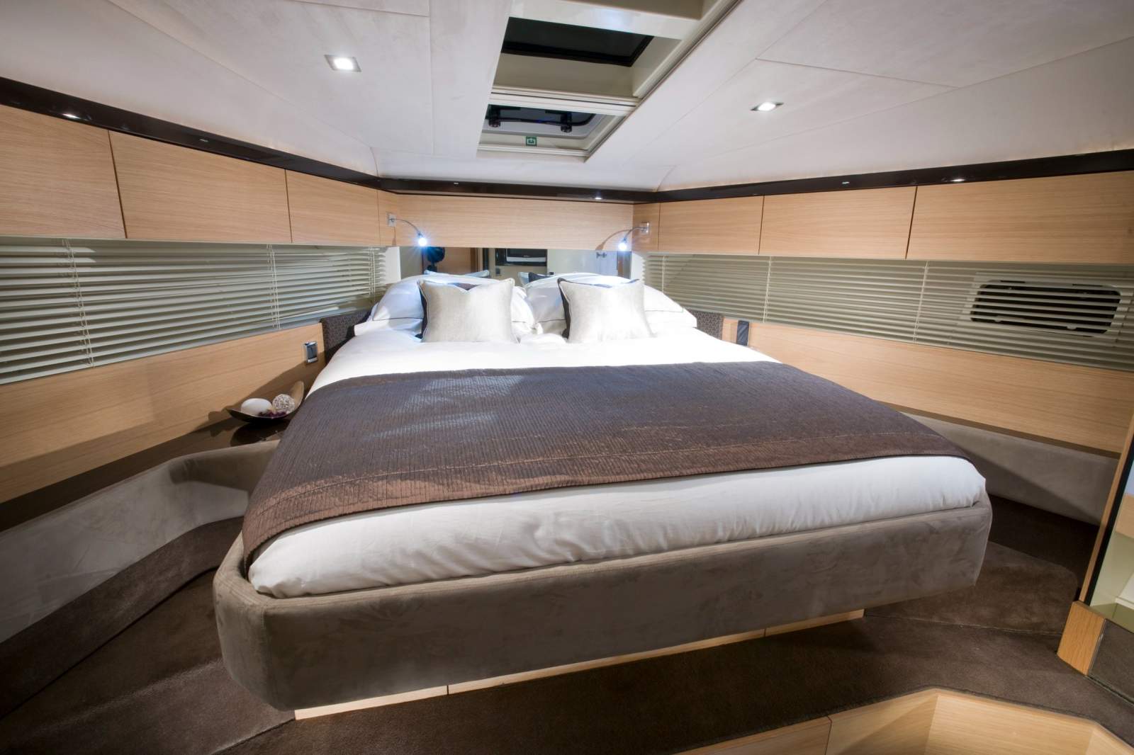 Fairline Squadron 42