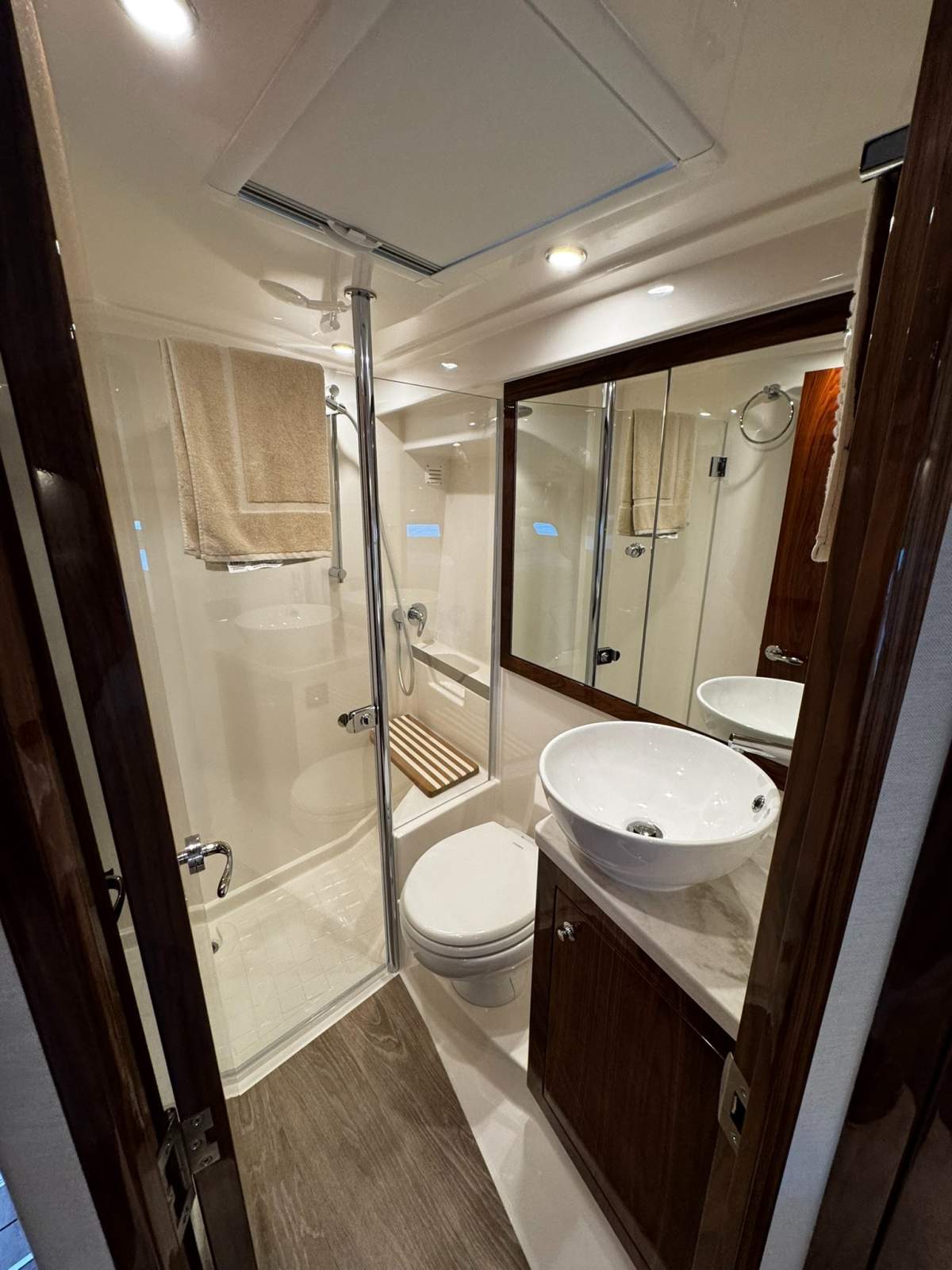  Riviera 445 SUV Boat Brokers of Tasmania