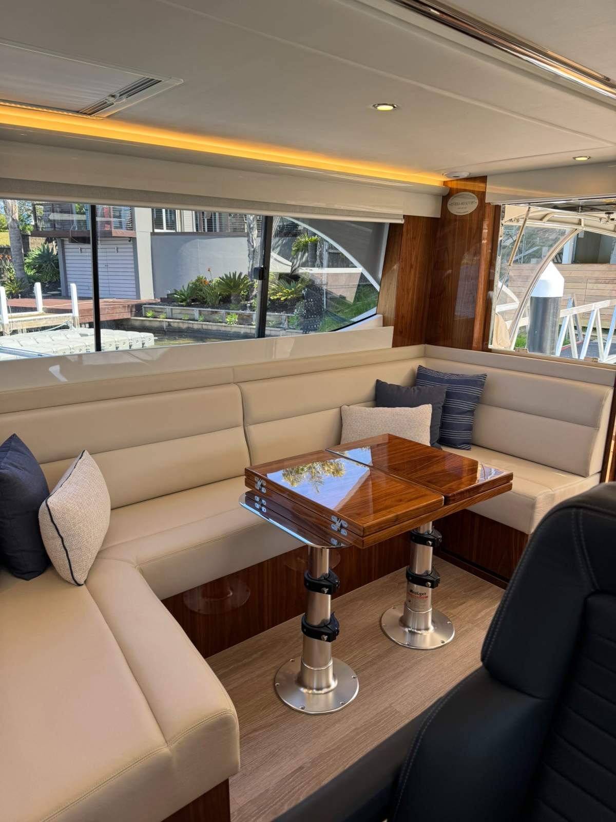  Riviera 445 SUV Boat Brokers of Tasmania