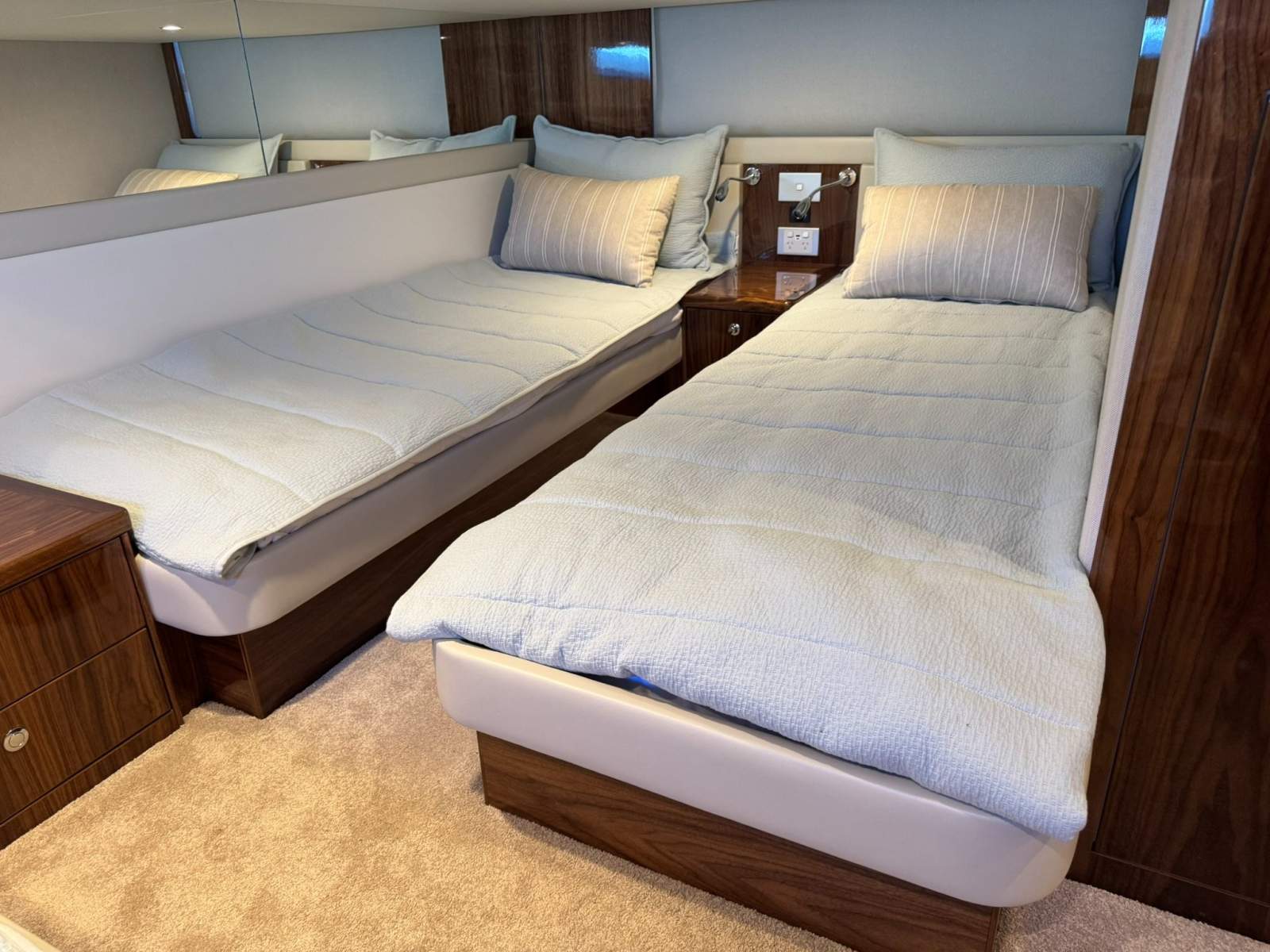  Riviera 445 SUV Boat Brokers of Tasmania