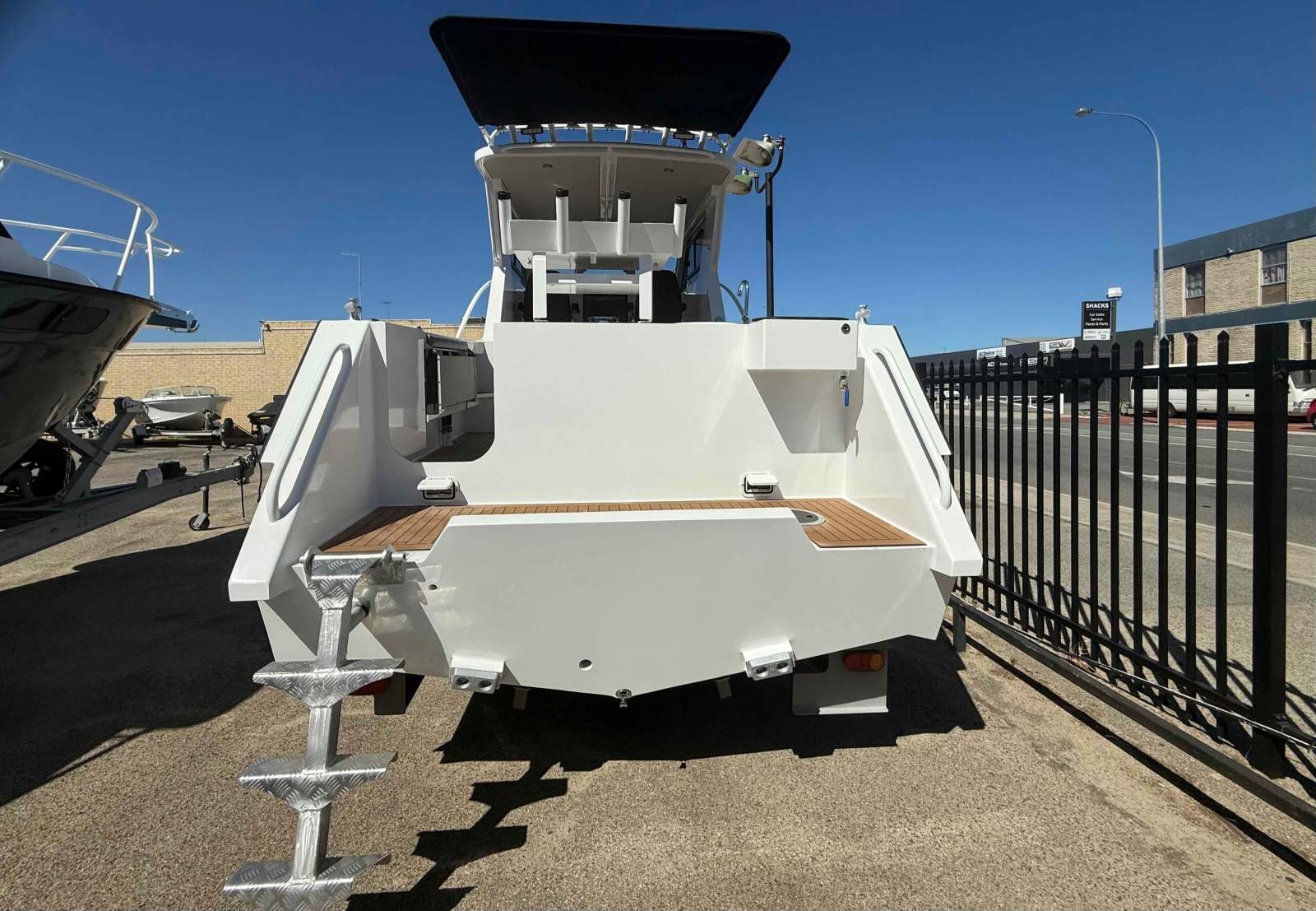 Lux Custom Boats 8200 Leisure Craft