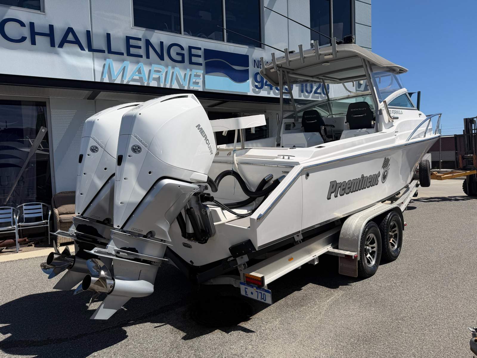 Edencraft 233 Formula - With Twin 300HP Mercury Verados Edencraft 233 Formula - With Twin 300HP Mercury Verados