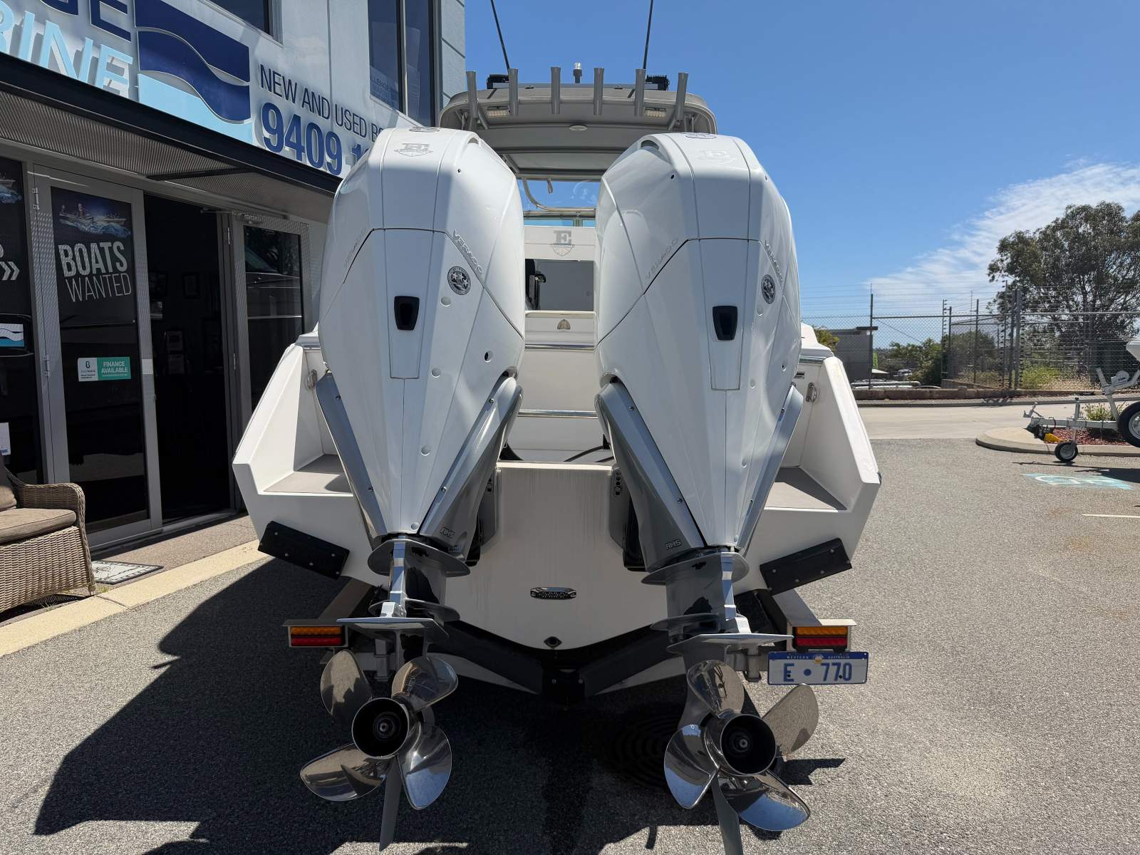 Edencraft 233 Formula - With Twin 300HP Mercury Verados Edencraft 233 Formula - With Twin 300HP Mercury Verados