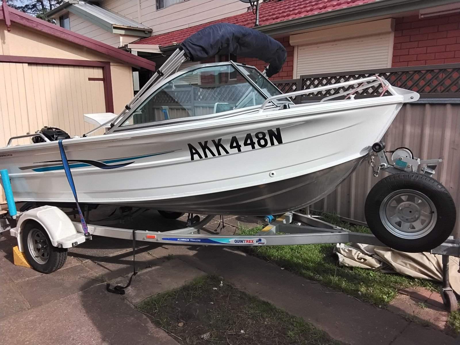 Quintrex 430 Fishabout