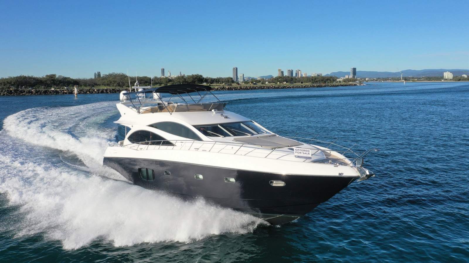 Sunseeker Manhattan 70 View at The Boat Works Gold Coast NOW! | F Arm Sunseeker Manhattan 70 View at The Boat Works Gold Coast NOW! | F Arm
