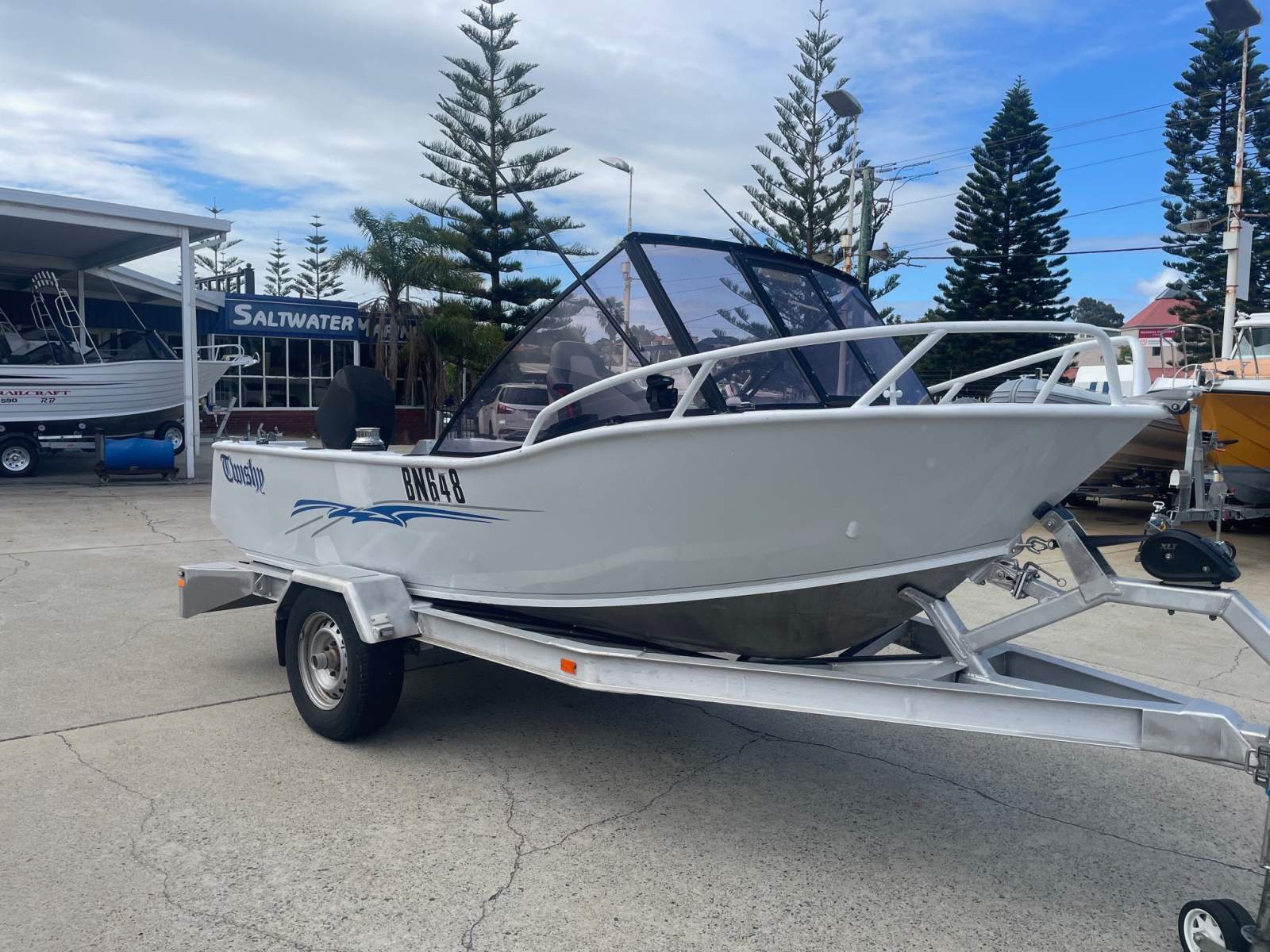 Seaquest 4.7M Runabout
