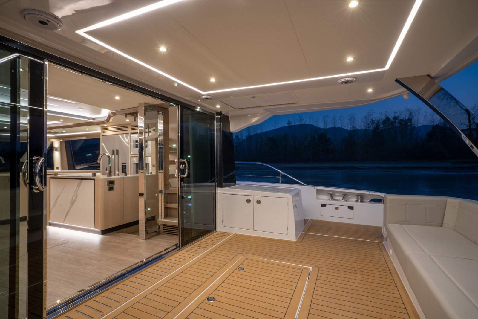Aquila 70 - An experience unlike any other Aquila 70 - An experience unlike any other