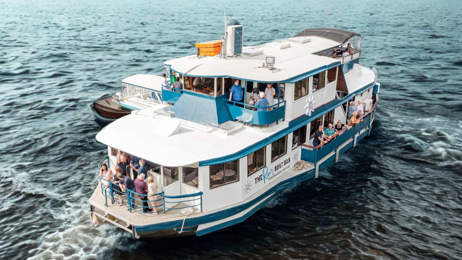 Belle Paddlewheeler: The River Boat Bar Business