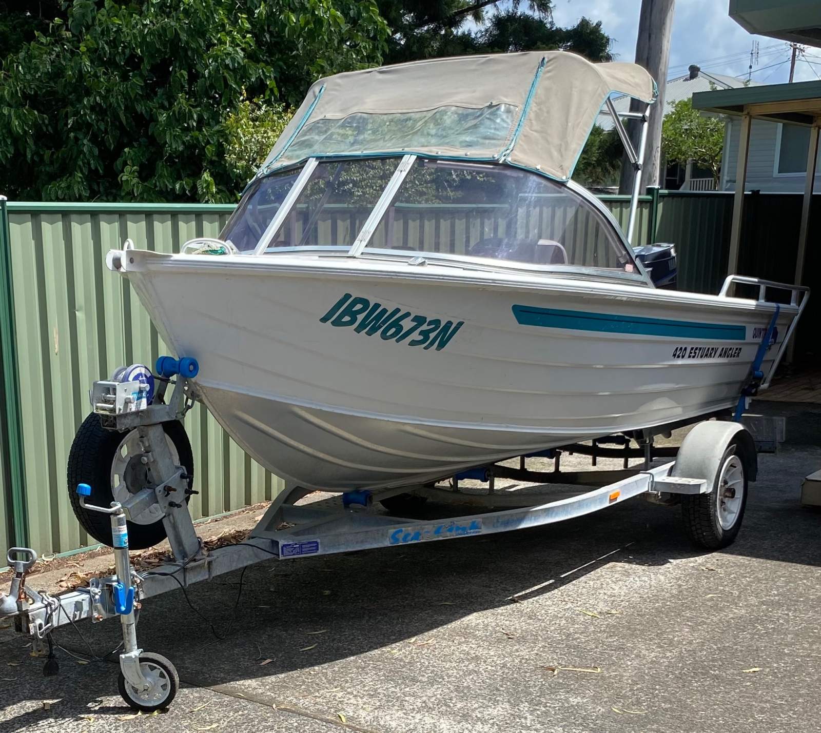Quintrex 420 Estuary Angler 2006 model