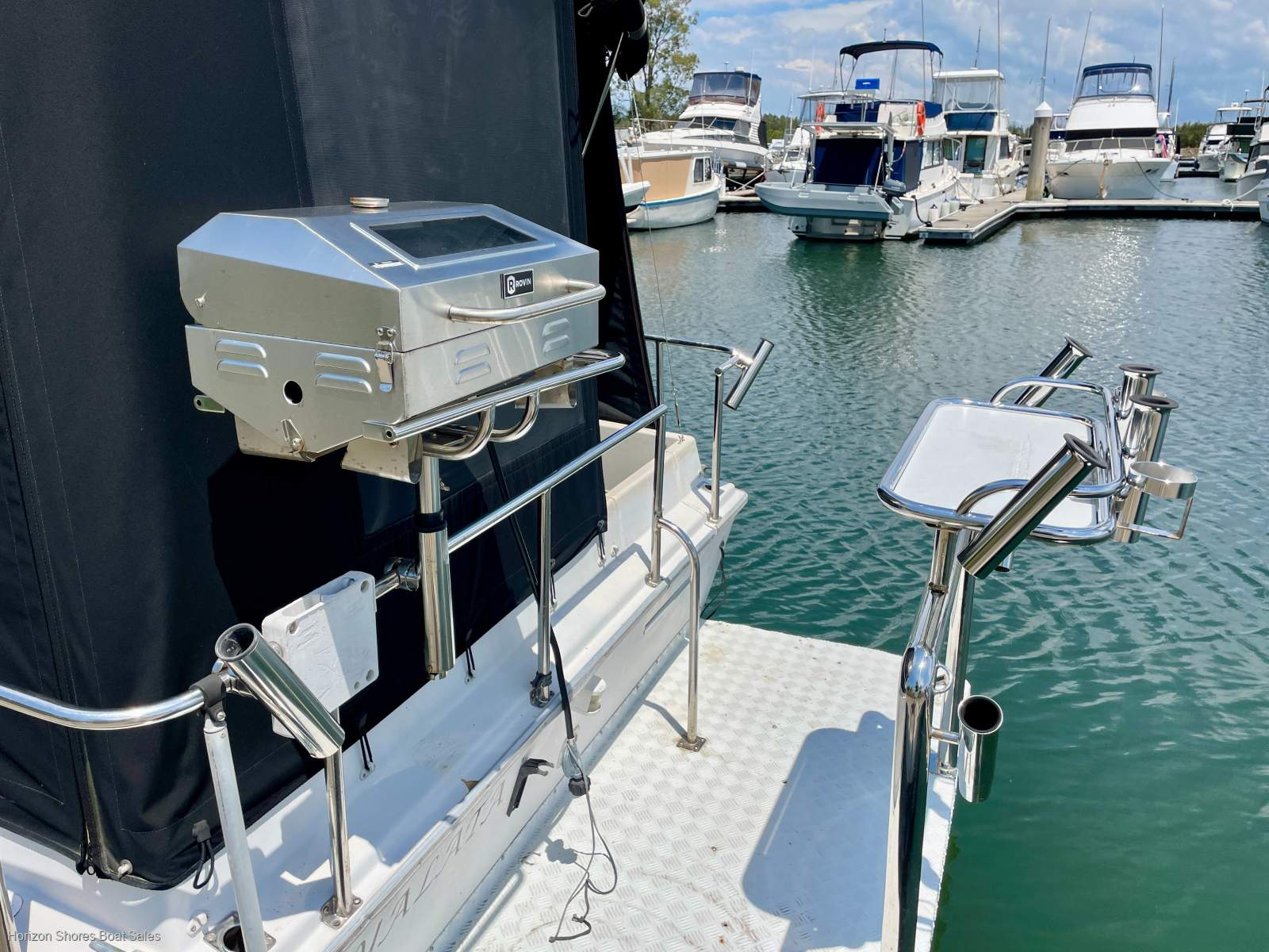 Markline 800 Flybridge