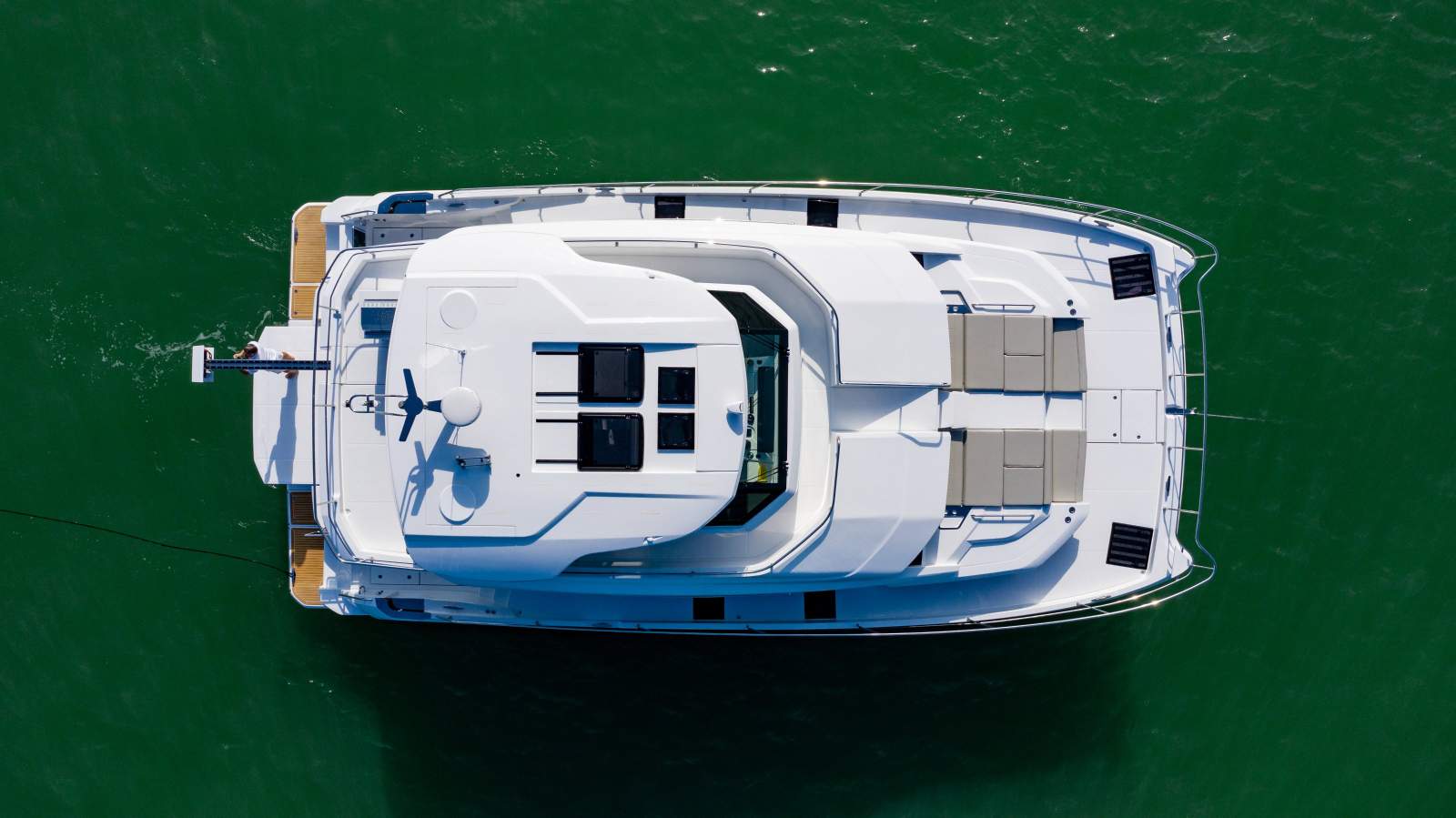 Aquila 54 - Long-range escapes, effortless entertaining Aquila 54 - Long-range escapes, effortless entertaining