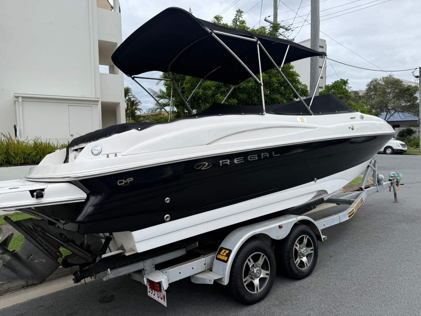 Regal 2600 Bowrider Regal 2600 Bowrider