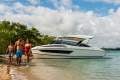 Aquila 32 Sport -Nimble performance and dayboating luxury