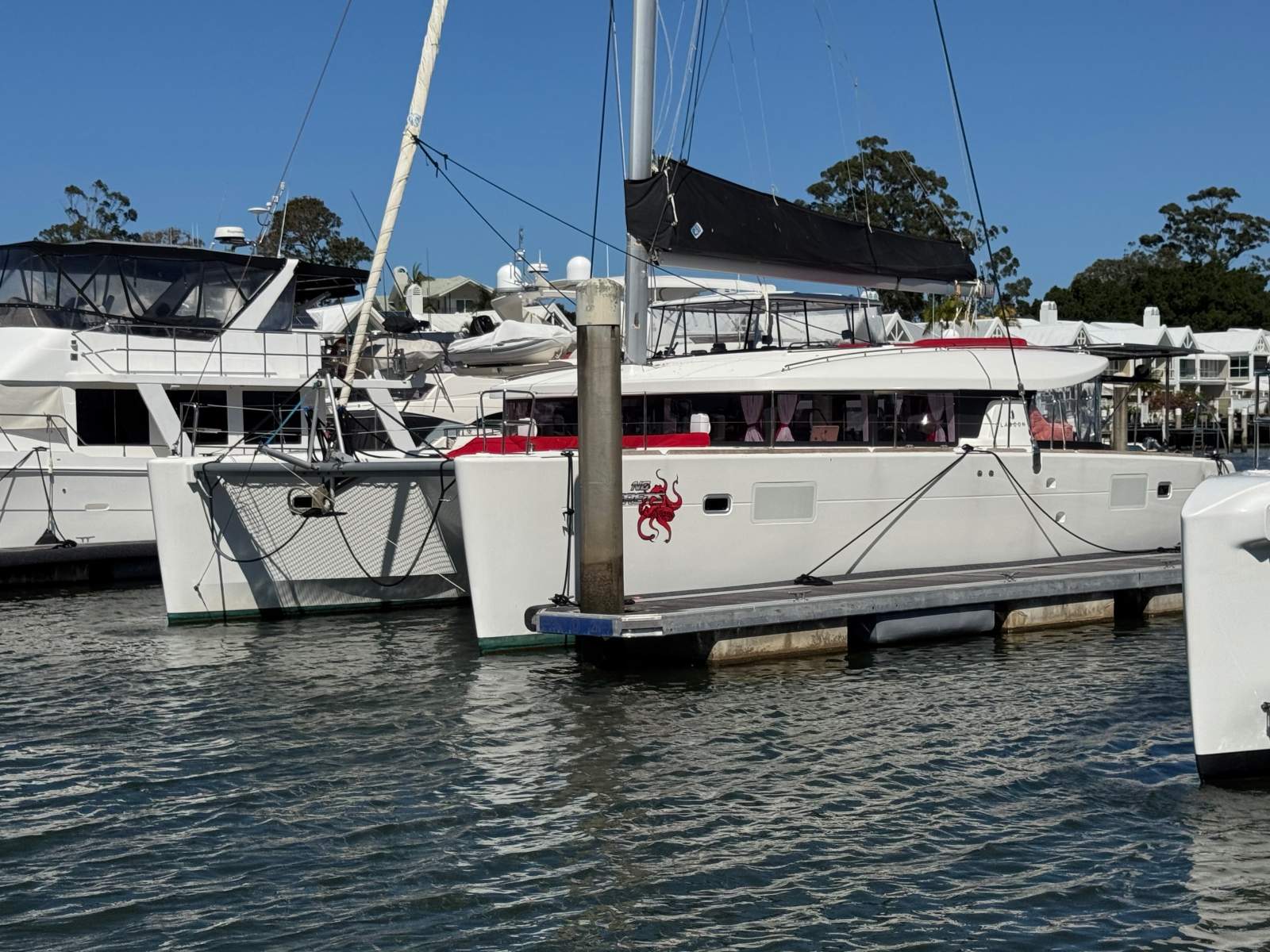 Lagoon 450 Sports Top - Long-Range, Bluewater Ready!