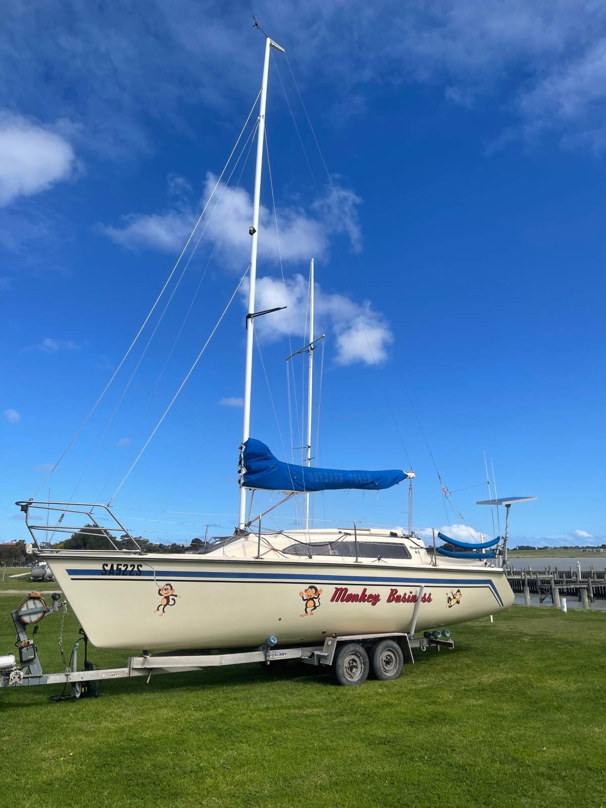 Magnum 8.5 South Coast Magnum 8.5 Trailer Sailer