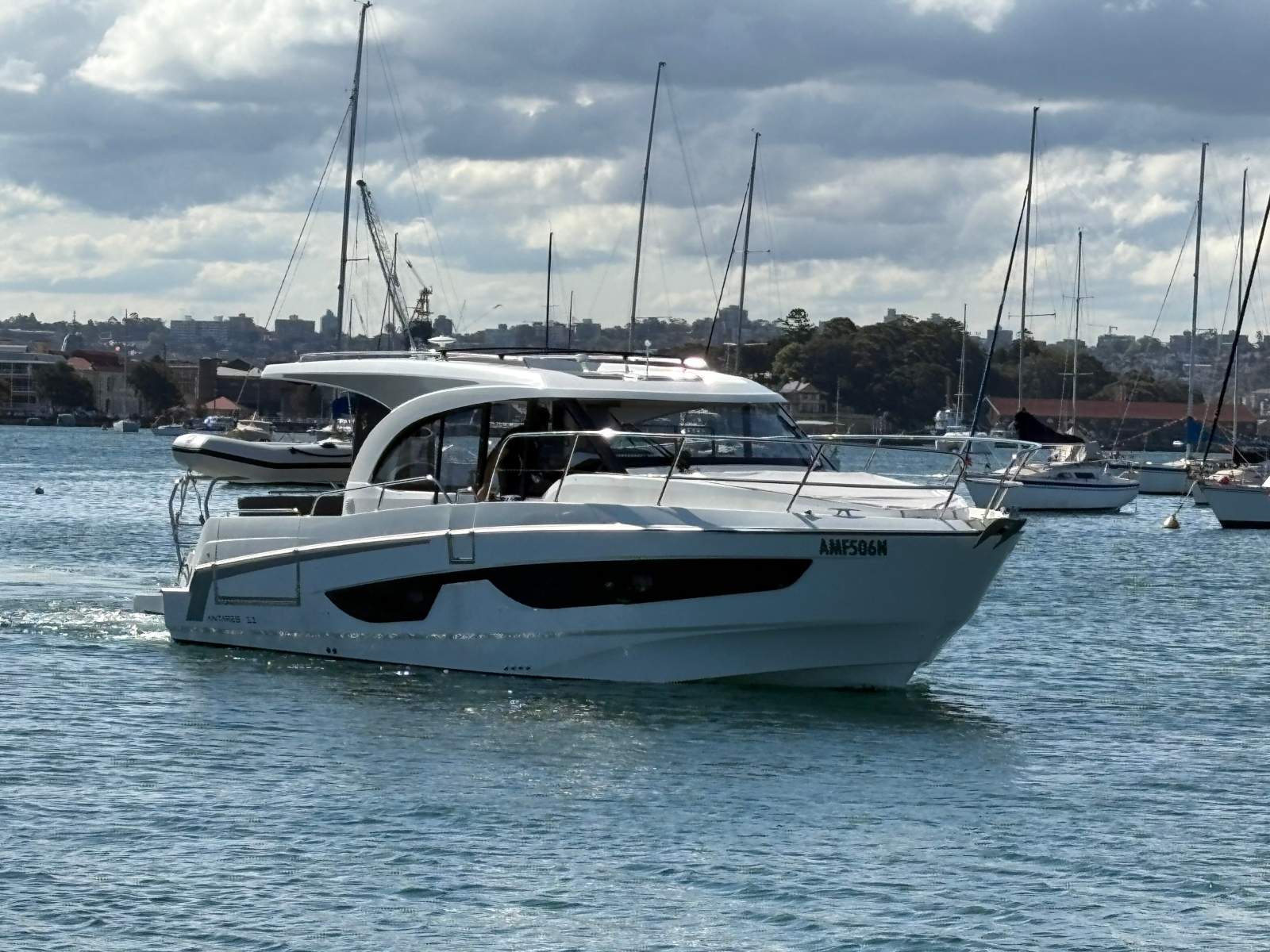 Beneteau Antares 11 OB 2024 MODEL BENETEAU ANTARES 11 COUPE OB