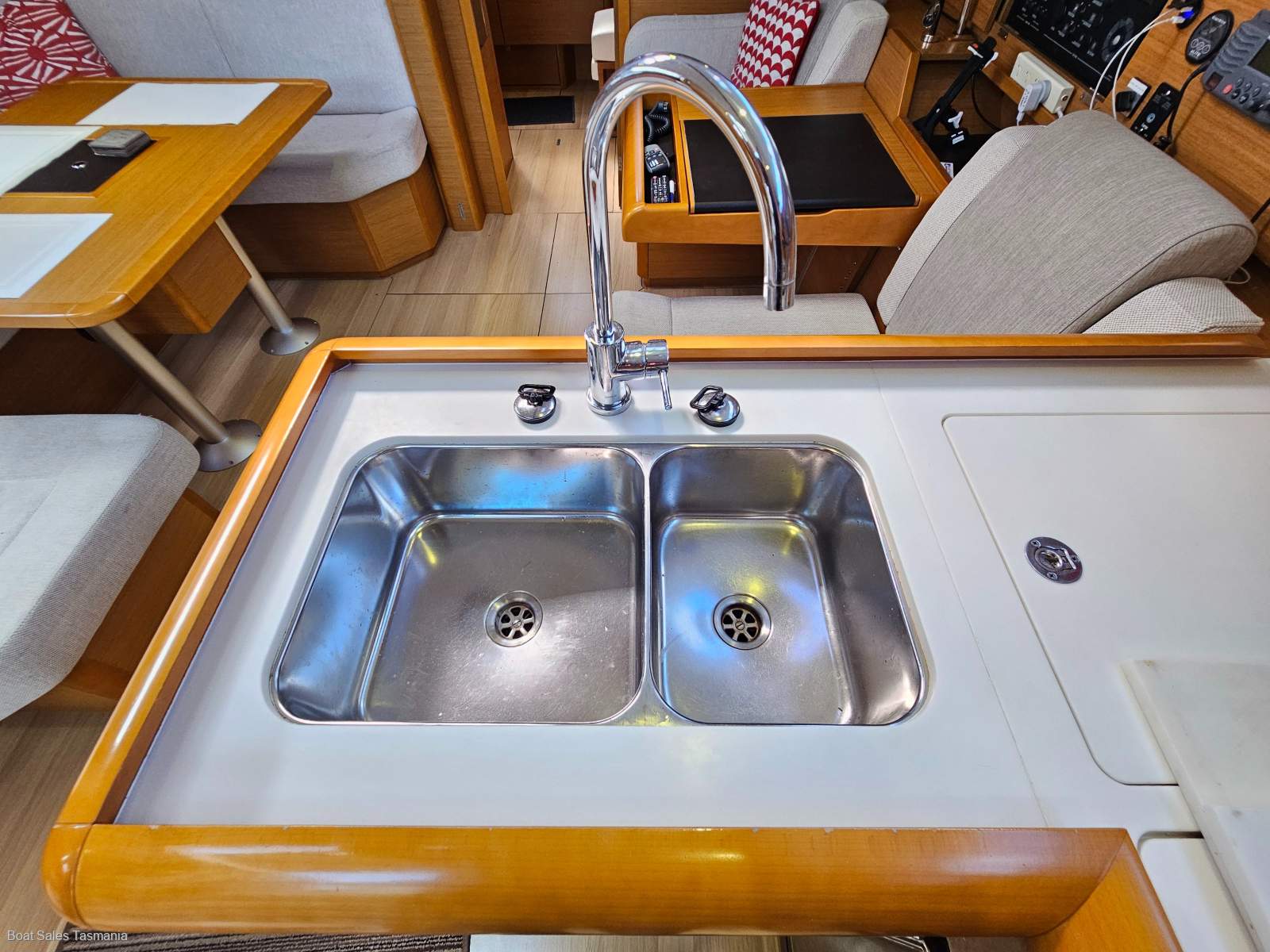 Jeanneau Sun Odyssey 469 Magnetron