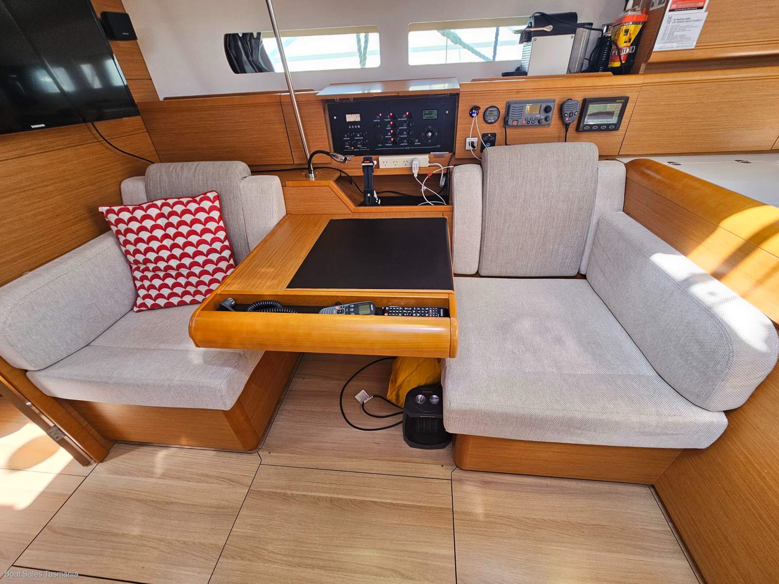 Jeanneau Sun Odyssey 469 Magnetron