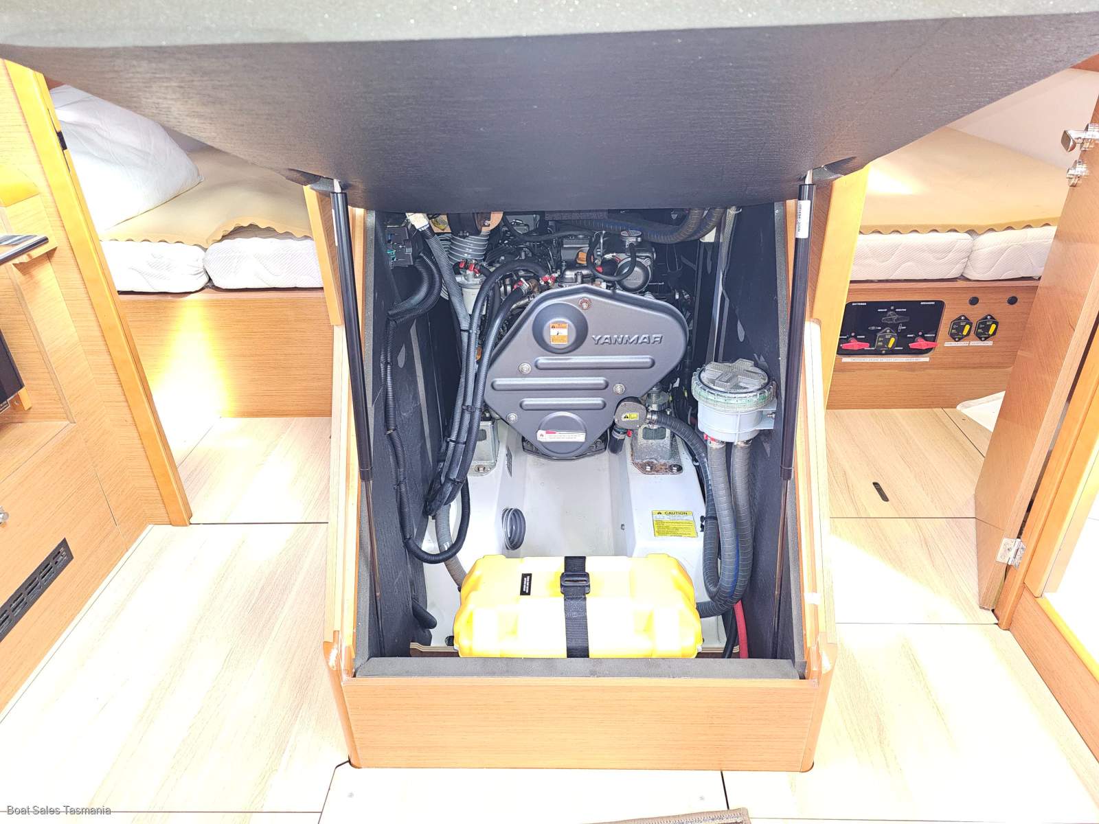 Jeanneau Sun Odyssey 469 Magnetron