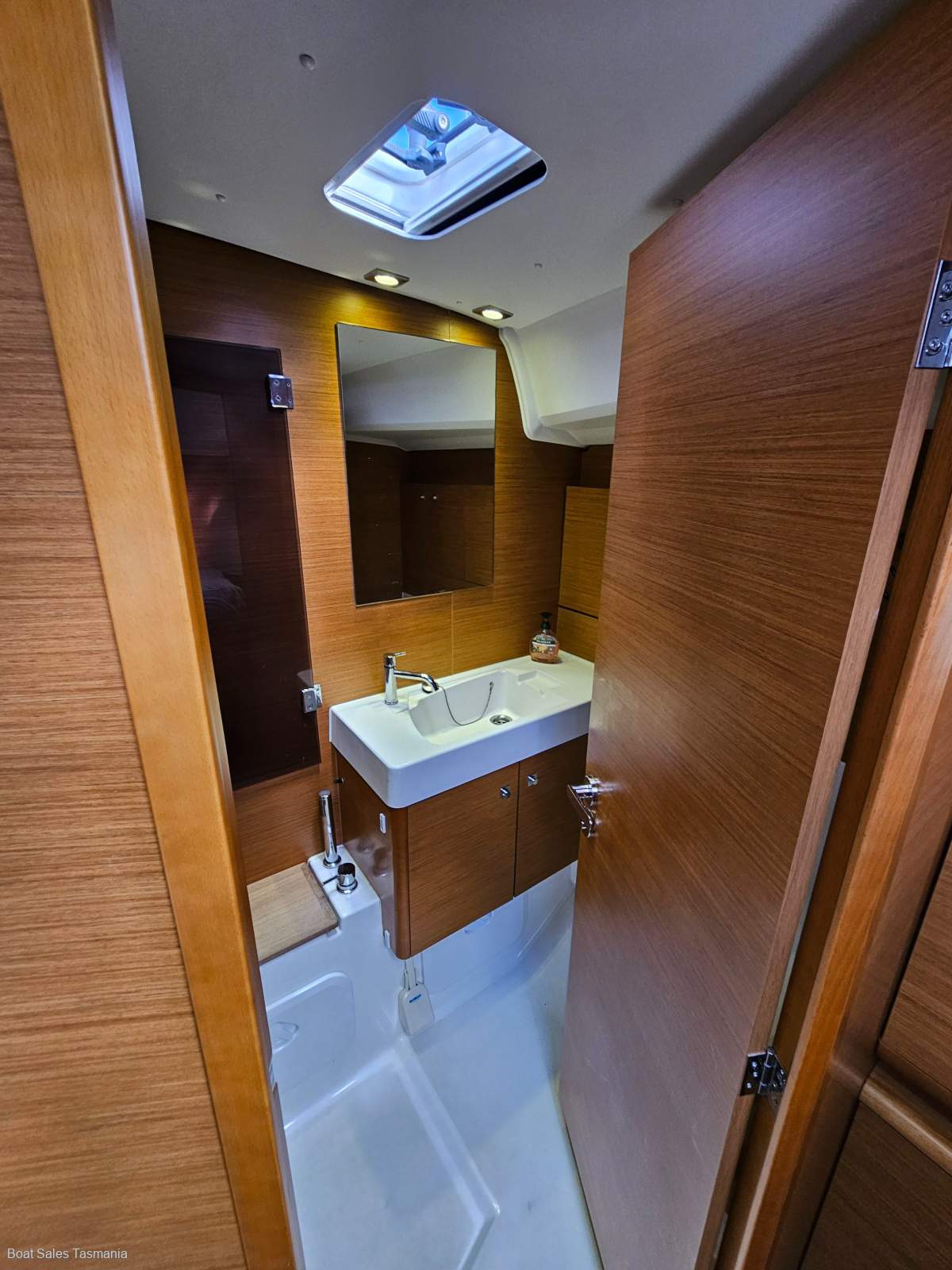 Jeanneau Sun Odyssey 469 Magnetron