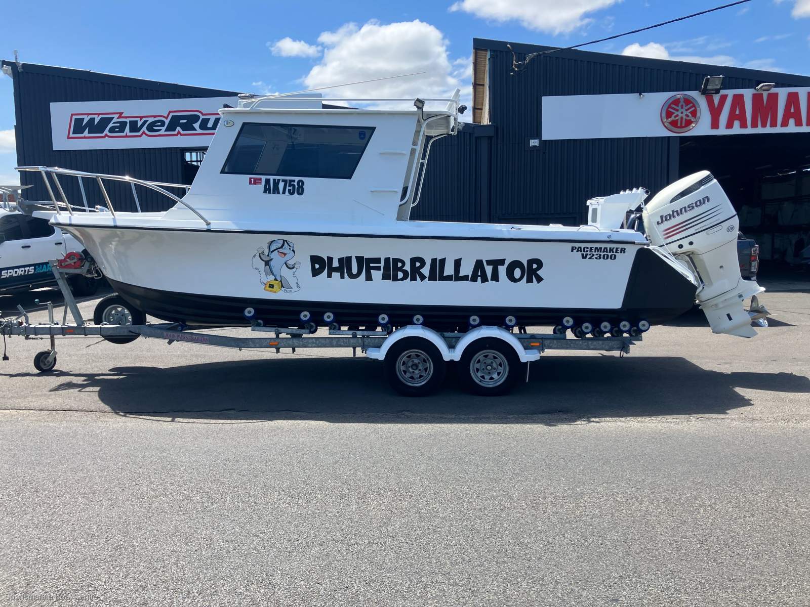 Pacemaker V2300 Boat, Motor, Trailer Package
