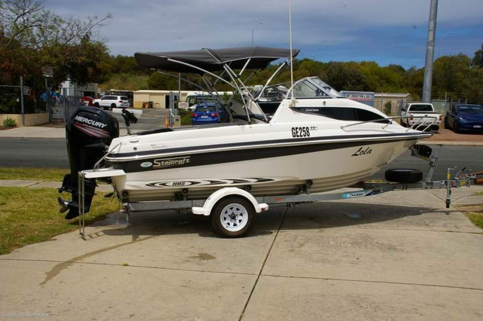 Stejcraft 580 Islander Enclosed Deluxe 23 hours