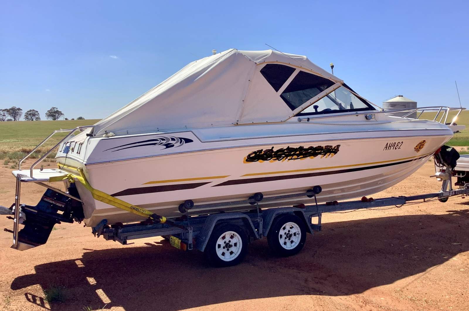 Leeder 710 Sports Soft Top