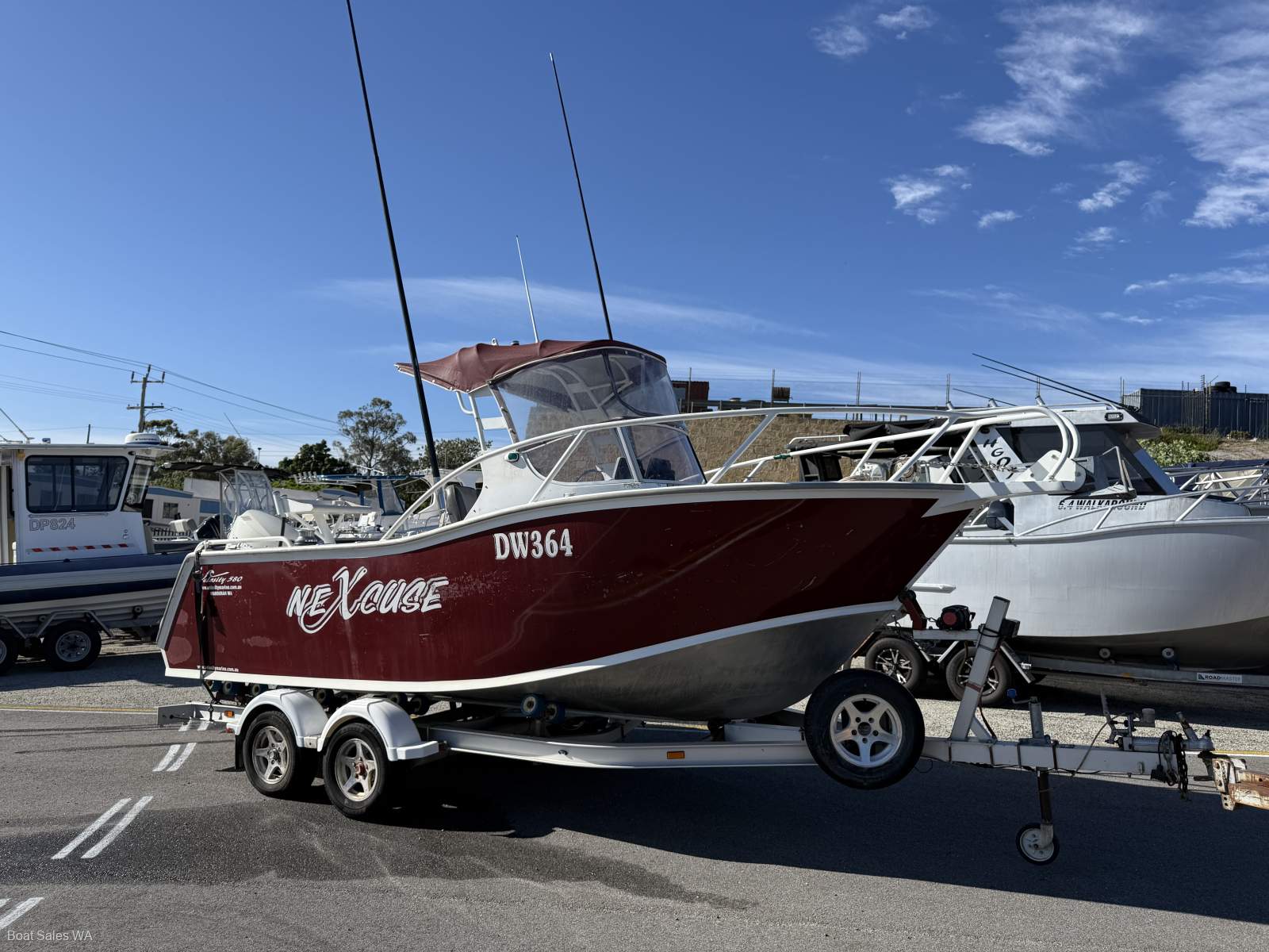 Velocity 580 Walk Around 2008 model 150hp Etec Ali Trailer