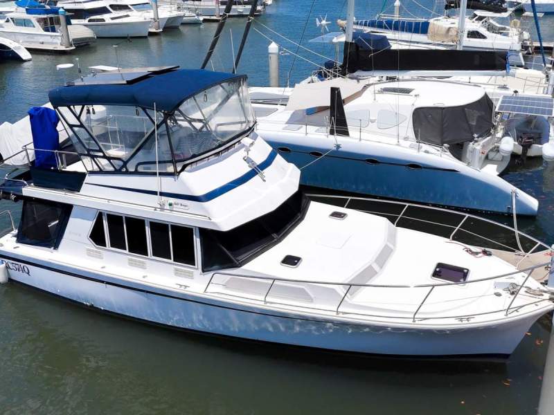 Fairway 36 Flybridge Cruiser