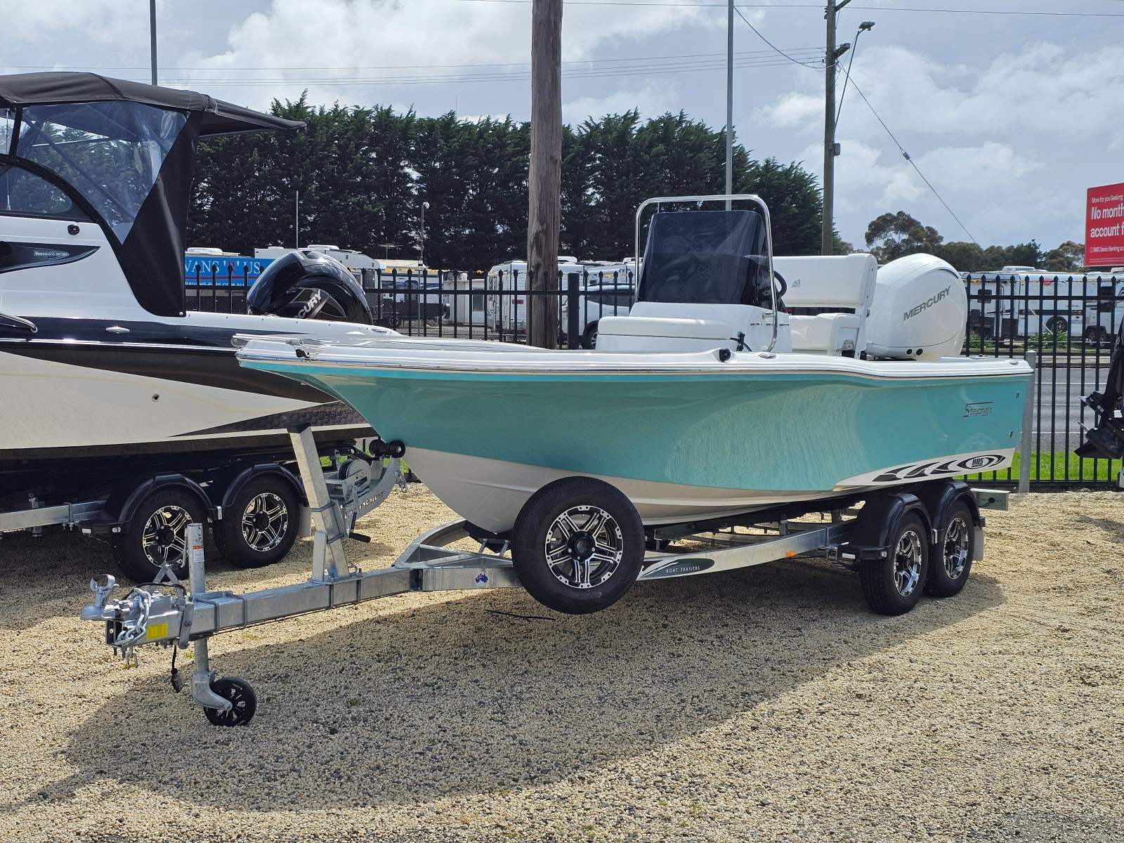 Stejcraft 570 Krakin Bay BMT Mercury 150hp + Trailer