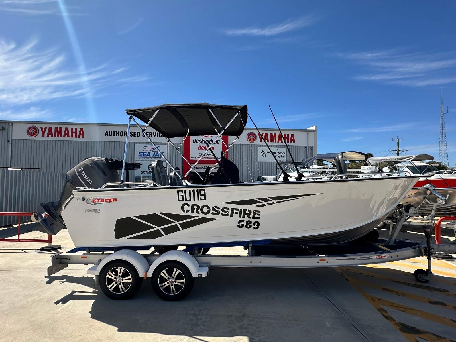 Stacer 589 Crossfire Side Console