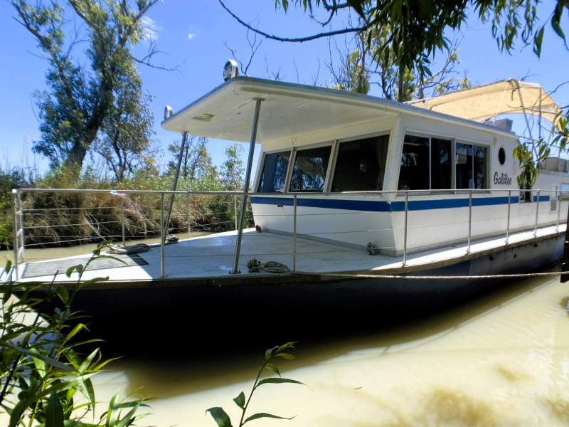 "Galilee" Dual Deck, River Cruiser, Two Bed, One Bath