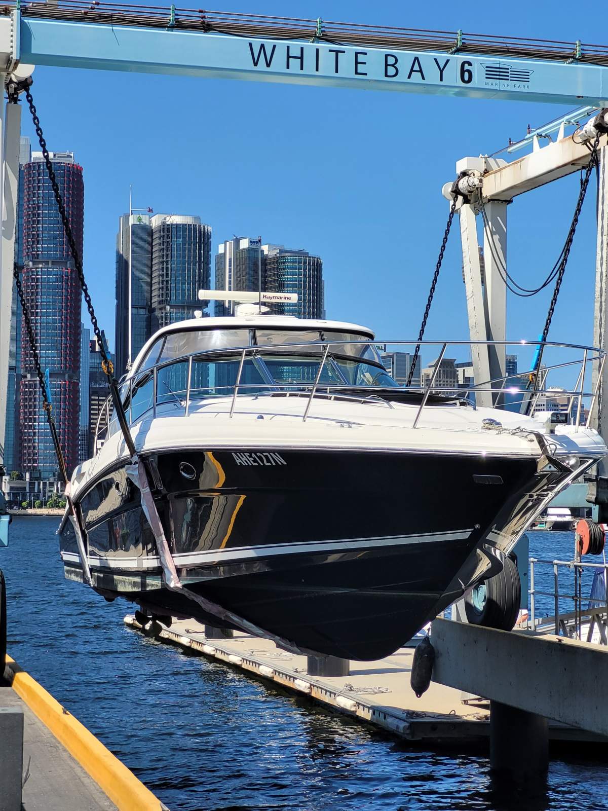 Sea Ray 44 Sundancer