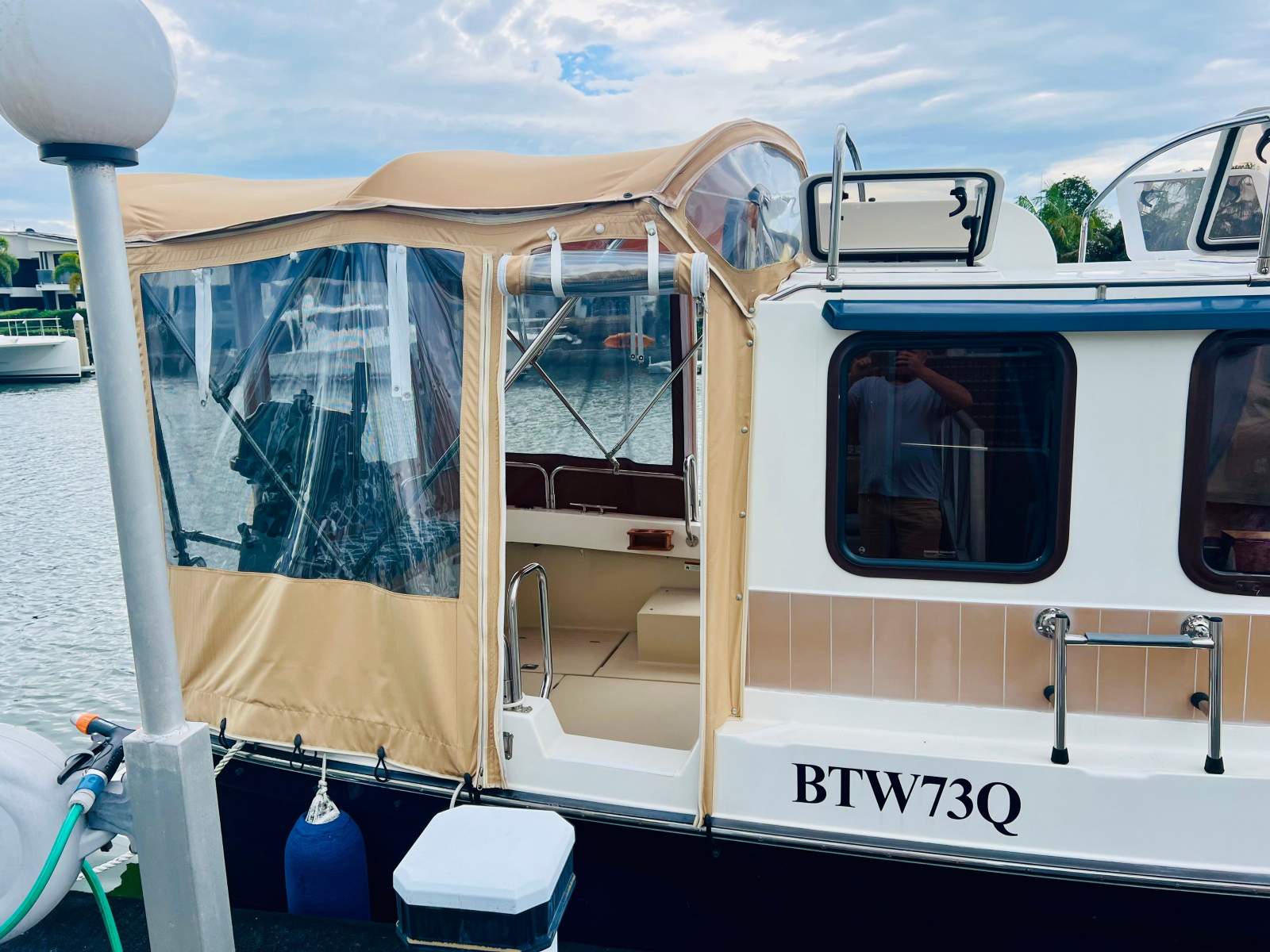 Ranger Tugs R25 Deluxe